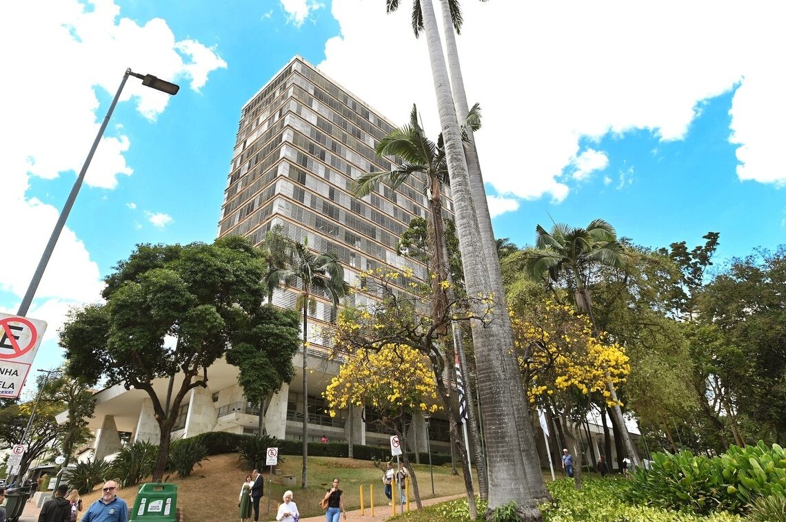 Polícia Civil investiga esquema de atestados médicos falsos em Campinas