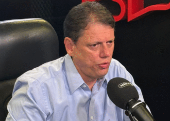 Tarcísio defende fim da reeleição e propõe debate sobre reforma política em entrevista à Jovem Pan News Campinas