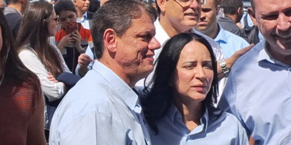 Tarcísio inaugura creche e recebe prefeitos em Campinas