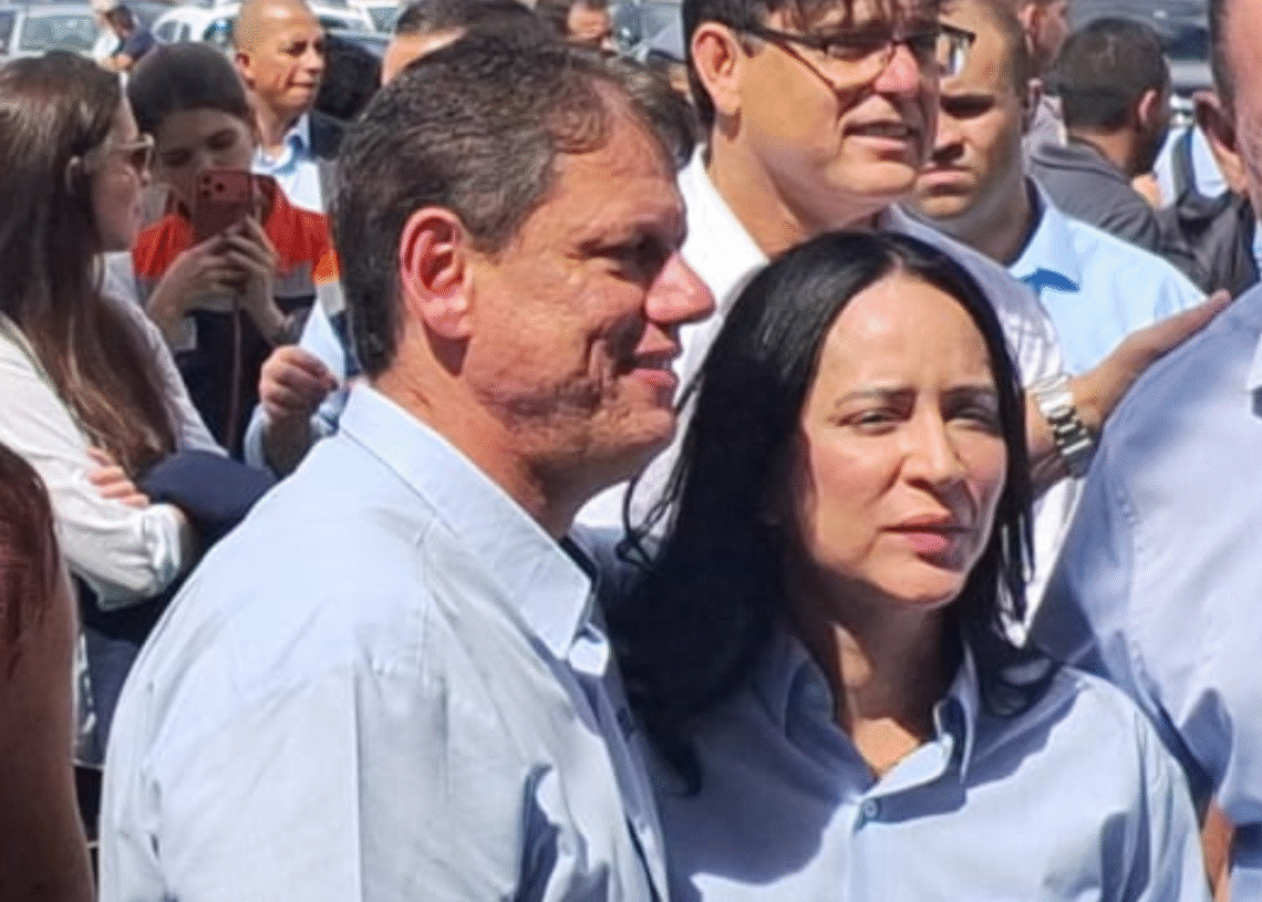 Tarcísio inaugura creche e recebe prefeitos em Campinas