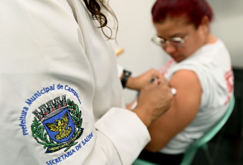 Campinas recebe mais de 17 mil doses de vacina contra Covid-19; quantidade está abaixo do solicitado ao Ministério da Saúde