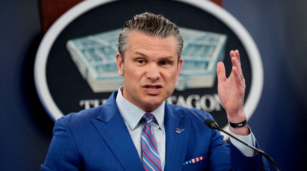 Secretário de Trump lê falso trecho bíblico de ‘Pulp Fiction’ como oração