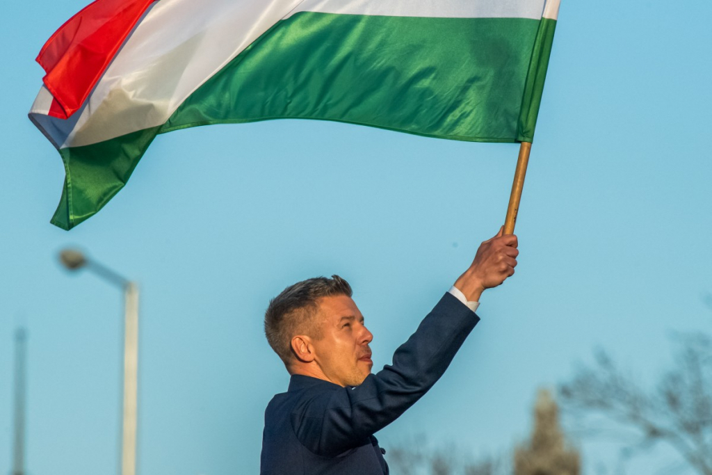 Quem é Péter Magyar, opositor de Orbán que deve ser próximo premiê da Hungria