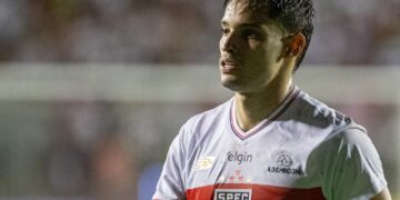 Em estreia na Sul-Americana, São Paulo bate o Boston River por 1 a 0