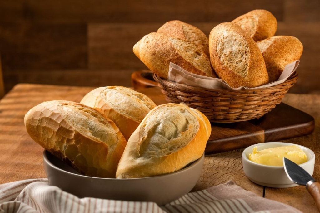 O voo da massa madre: como um pão do século VI dominou as mesas de Páscoa