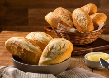 O voo da massa madre: como um pão do século VI dominou as mesas de Páscoa