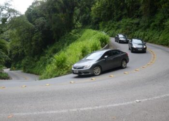 Como preparar o carro para a serra: o checklist de revisão essencial