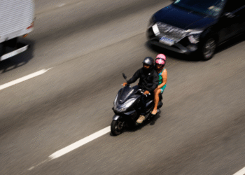 Validade do capacete de moto: qual é o prazo de troca e o que a legislação exige