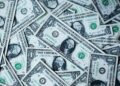 Dólar cai, renova mínima e fecha a sexta-feira a R$ 4,98 com a reabertura Ormuz