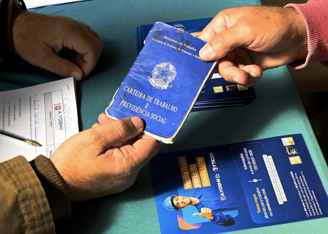 Campinas cria 2.859 novos empregos formais em fevereiro, superando janeiro