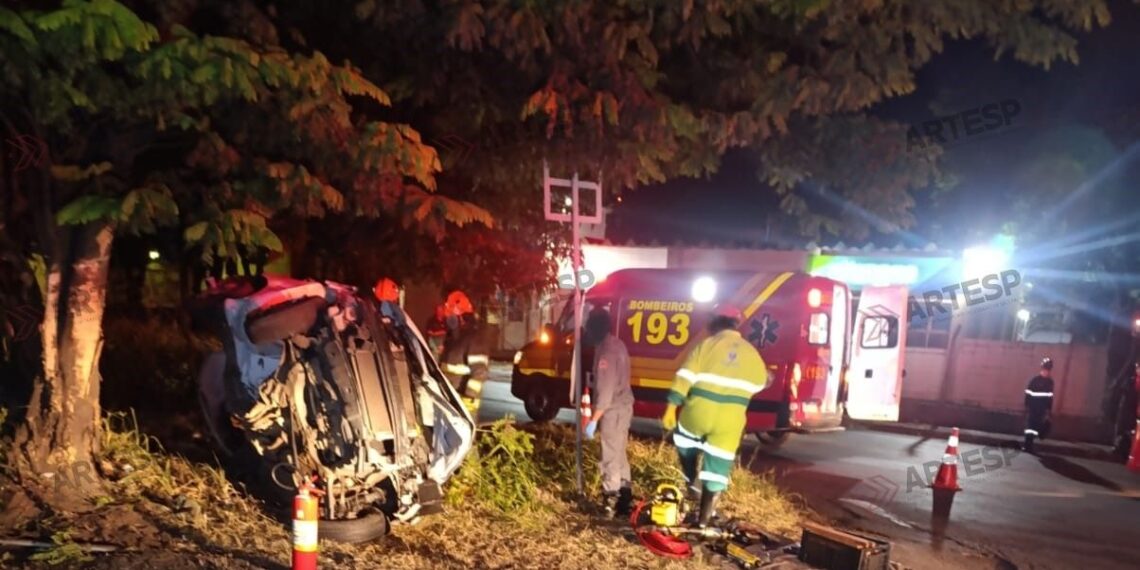 Motorista morre após capotamento na Rodovia Zeferino Vaz em Paulínia