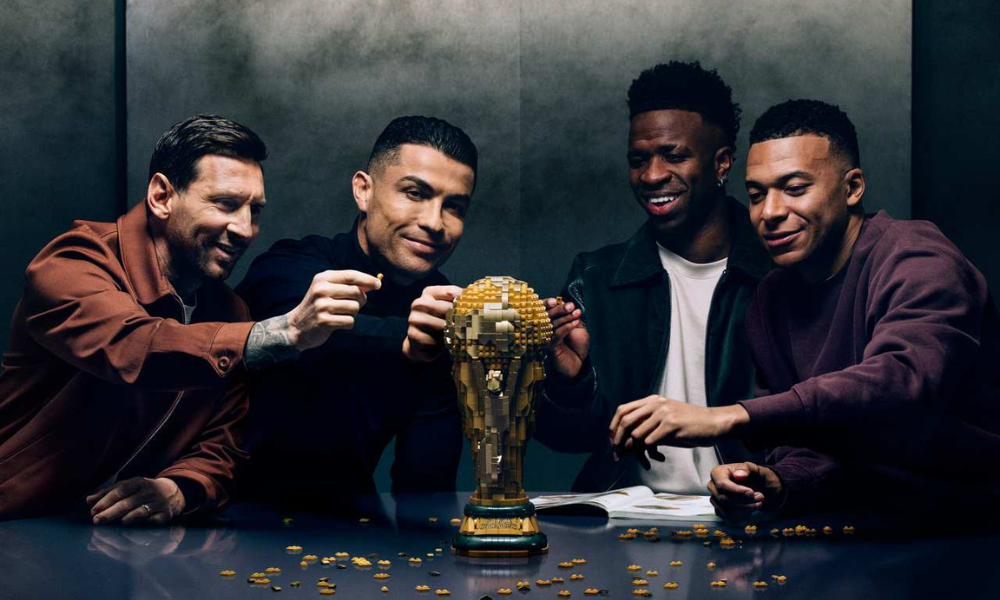 Lego lança comercial da Copa com Messi, CR7, Mbappé e Vini Jr.; assista