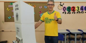 Romeu Zema defende fim da reeleição e sugere mandatos mais longos para cargos executivos