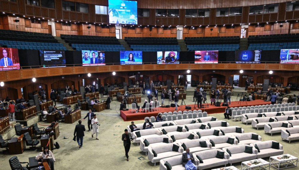 Delegações dos EUA e do Irã se encontram no Paquistão para negociações de paz