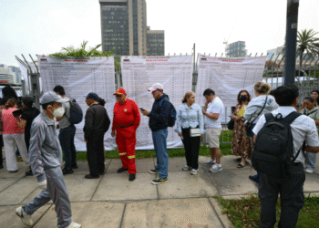 Peru retoma votação para eleitores que ficaram sem cédulas no 1º turno