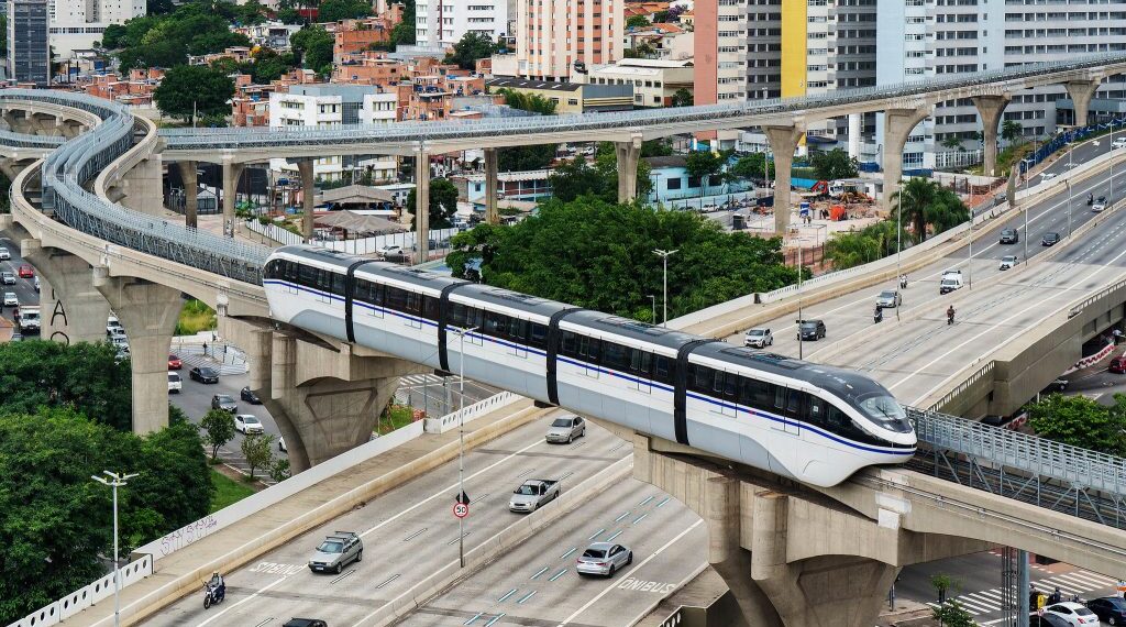 Deslocamento mais rápido e conforto: Linha 17-Ouro do Metrô transforma rotina de passageiros na zona sul de SP