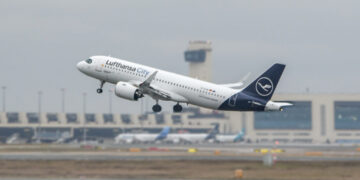 Lufthansa anuncia cancelamento de voos para economizar combustível