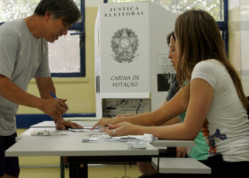 Análise da função de mesário voluntário nas eleições