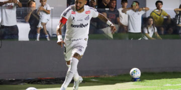 Com Neymar mais ativo em campo, Santos vence Atlético-MG por 1 a 0
