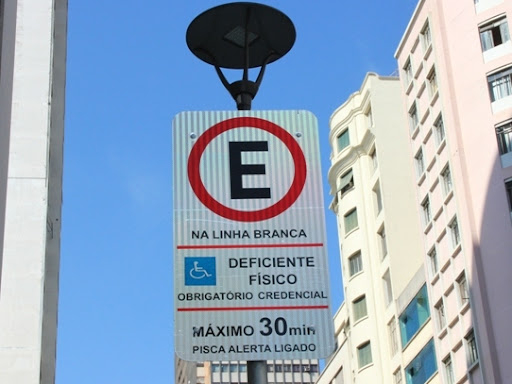 Campinas tem aumento de multas por uso irregular de vagas especiais de estacionamento
