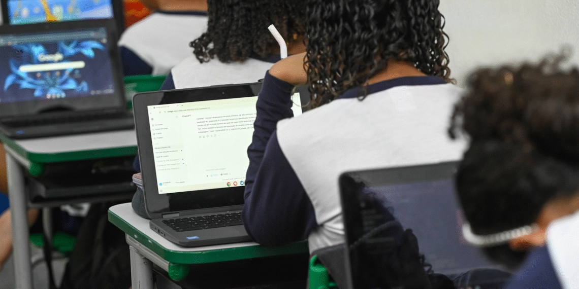 MP instaura procedimento para acompanhar políticas públicas de educação digital em Campinas