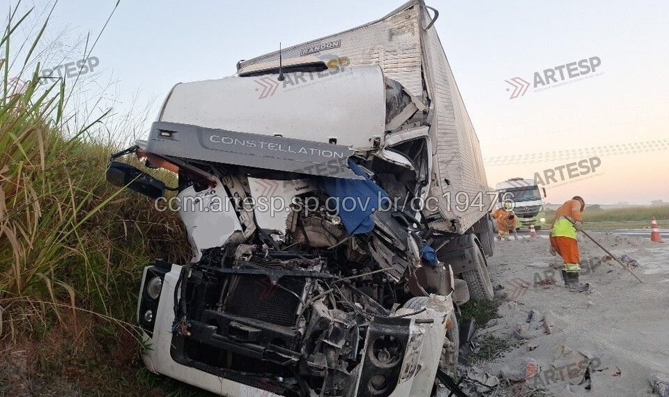 Acidentes provocam mortes e congestionamentos nas rodovias da região