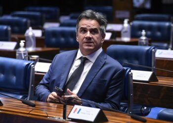 Caso Master: Ciro Nogueira é alvo de busca da PF em nova fase da Operação Compliance Zero