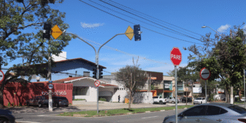 Campinas ativa novos semáforos inteligentes na região da Vila Brandina