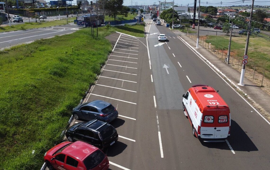 Criança morre após acidente entre moto e ônibus em Hortolândia