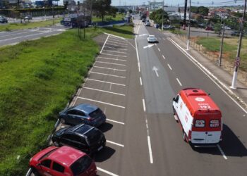 Criança morre após acidente entre moto e ônibus em Hortolândia