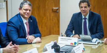 Paraná Pesquisas: Tarcísio tem 14 pontos de vantagem sobre Haddad em SP e vê chance de vitória em 1º turno