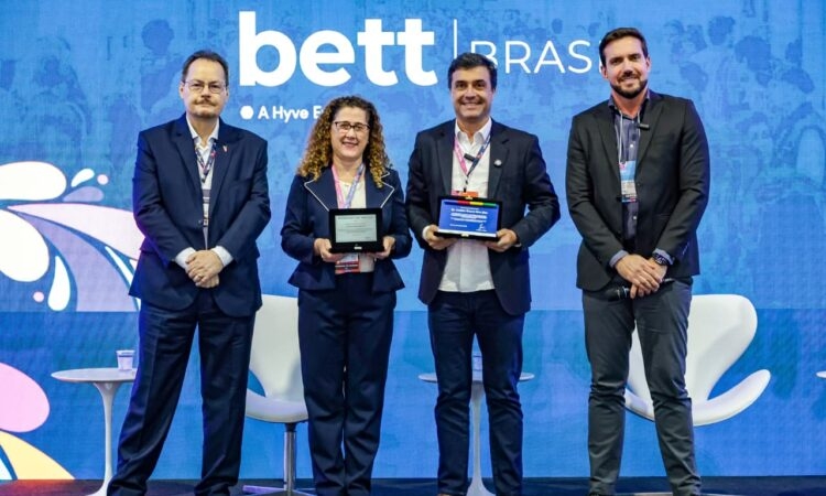 Indaiatuba recebe reconhecimento nacional na Bett Brasil 2026 por projeto de robótica educacional