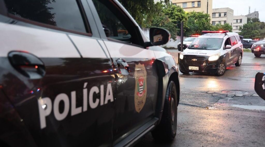 Operação prende suspeitos de furtar soja de trens e recupera 17 toneladas na região