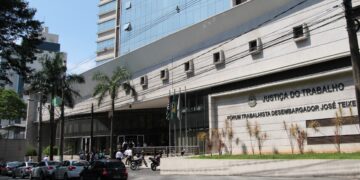 Justiça determina que Rhema regularize jornada de motoristas do transporte escolar em Campinas