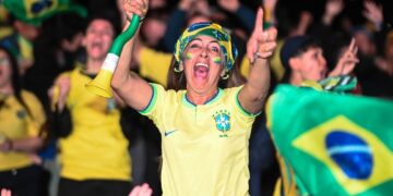 Arena do Torcedor transmite Brasil x Escócia com expectativa de novo grande público