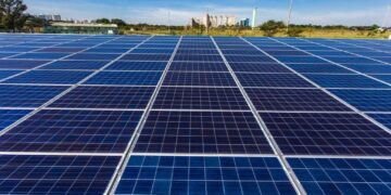 Governo de São Paulo lança edital para financiar projetos de energia solar em municípios
