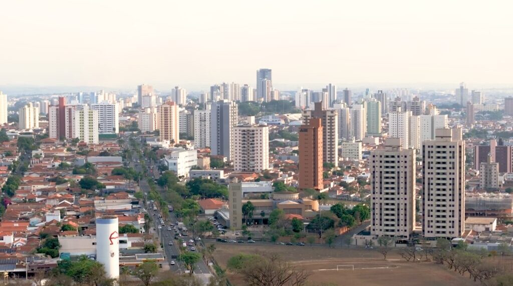 Cinco homens são alvo de tortura em área de mata em Piracicaba