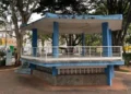Dois homens são presos por ato sexual em banheiro de praça em Limeira