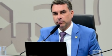 Flávio reforça segurança após aumento nas ameaças de morte