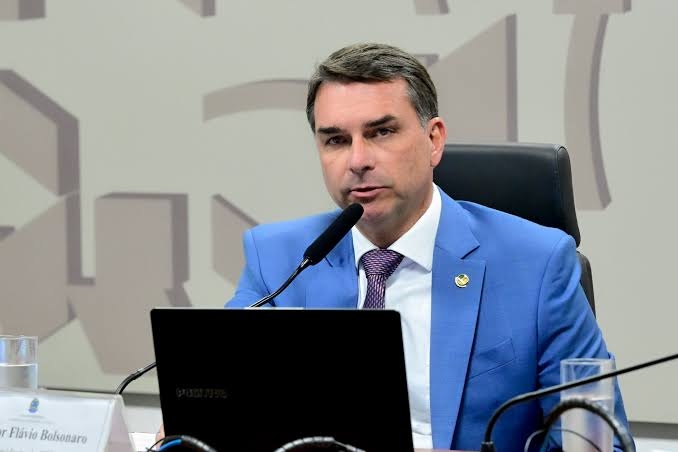 Flávio reforça segurança após aumento nas ameaças de morte
