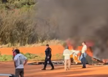 Piloto morre após queda de avião de pequeno porte em Mogi Mirim