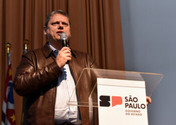 Aprovação de Tarcísio em SP se mantém estável, diz Datafolha