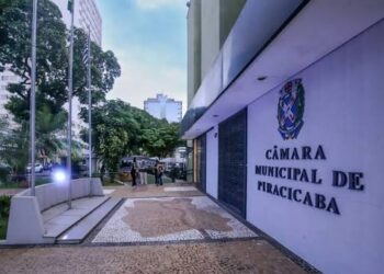 Câmara de Piracicaba aprova lei que obriga câmeras em todos os ônibus do município