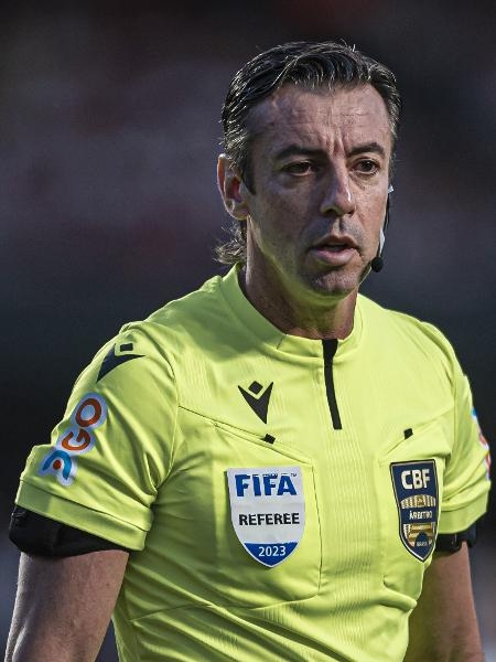 CBF e Federação Paulista defendem Raphael Claus após polêmica na Copa do Mundo