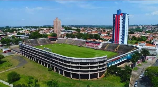 Justiça penhora estádio do Rio Branco por dívida de IPTU