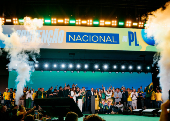 PL oficializa candidatura de Flávio Bolsonaro à Presidência