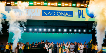 PL oficializa candidatura de Flávio Bolsonaro à Presidência
