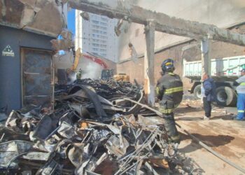 Polícia investiga incêndio criminoso em loja de fotografia de Campinas