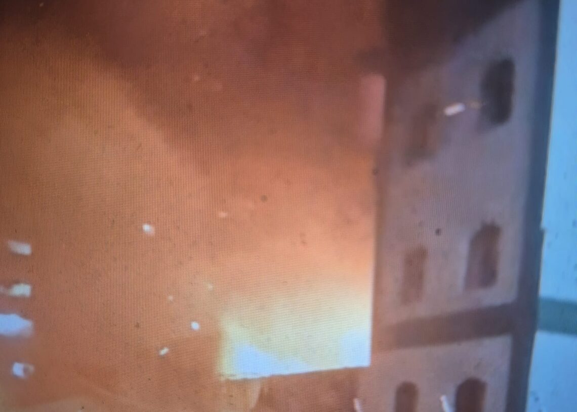 Incêndio destrói loja de fotografia na região central de Campinas