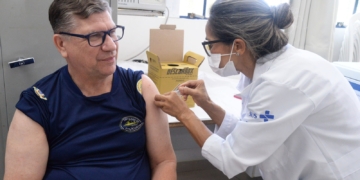 Campinas amplia vacinação contra pneumonia para pessoas com 58 anos ou mais